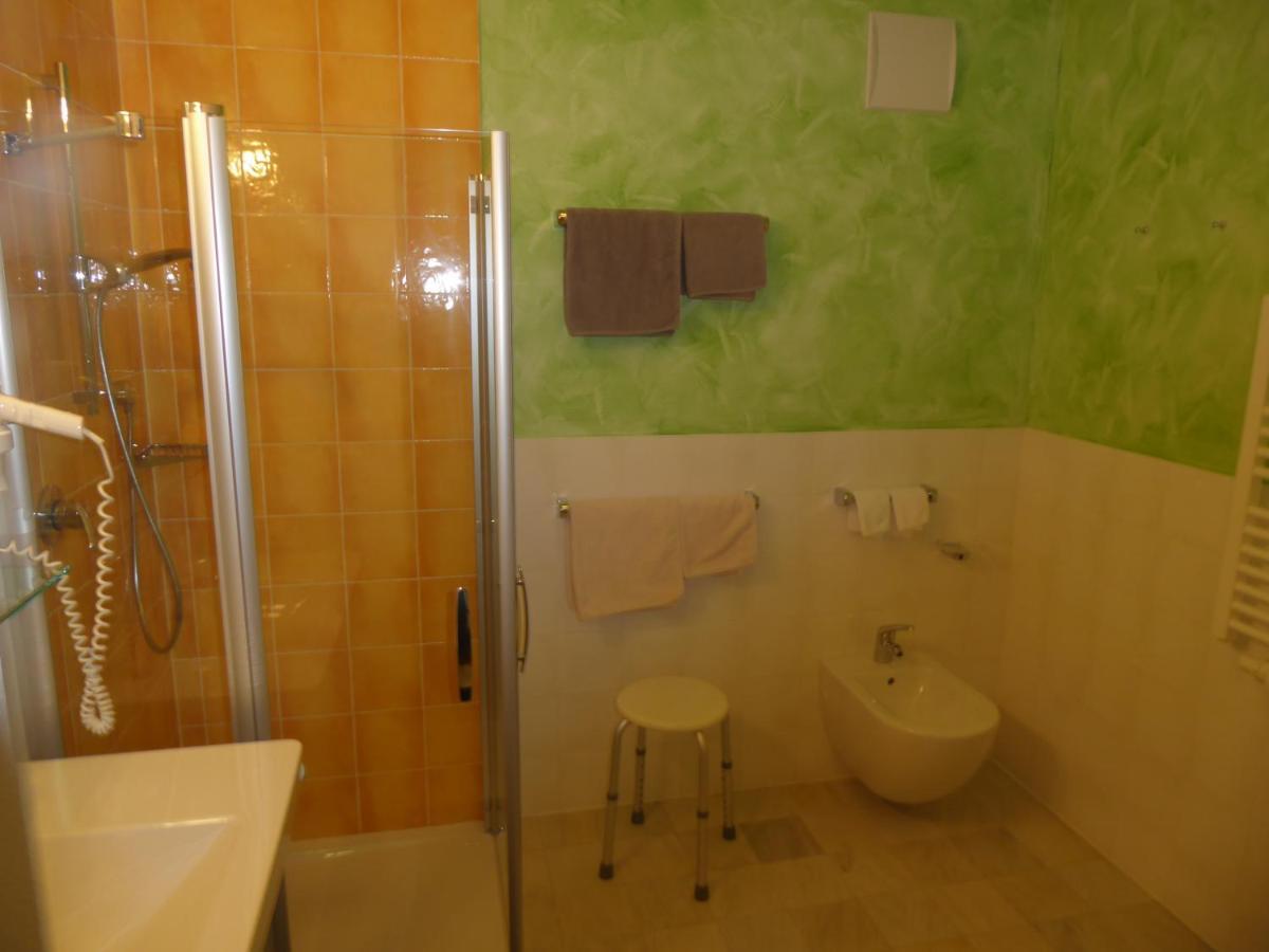 Sporthotel Rasen Rasùn di Sotto エクステリア 写真