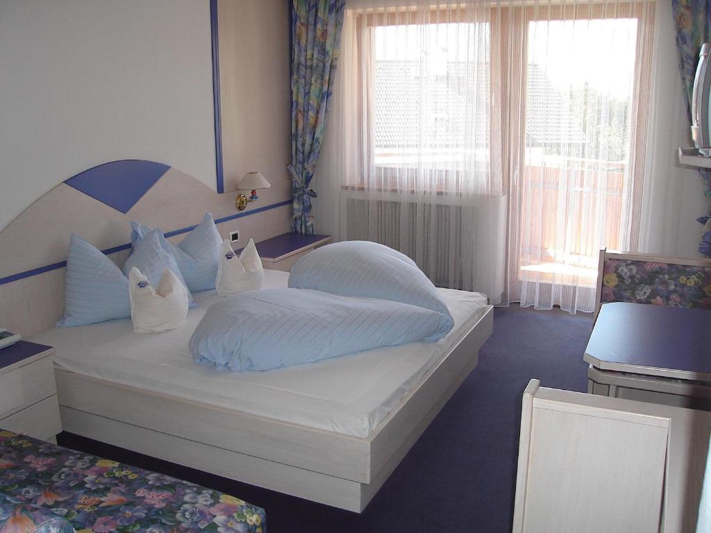 Sporthotel Rasen Rasùn di Sotto エクステリア 写真