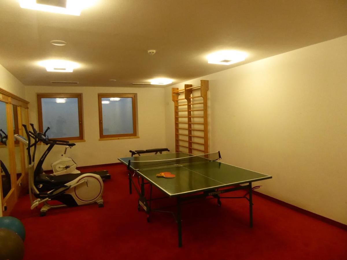 Sporthotel Rasen Rasùn di Sotto エクステリア 写真